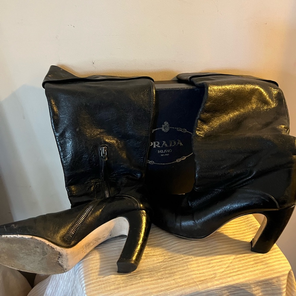 Authentic Prada Miu Miu Buttery Soft Lamb Skin Le… - image 5